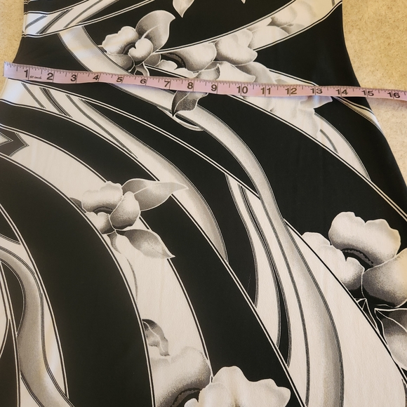 White House Black Market Monochrome Floral Long Sleeve Dress - Picture 7 of 10